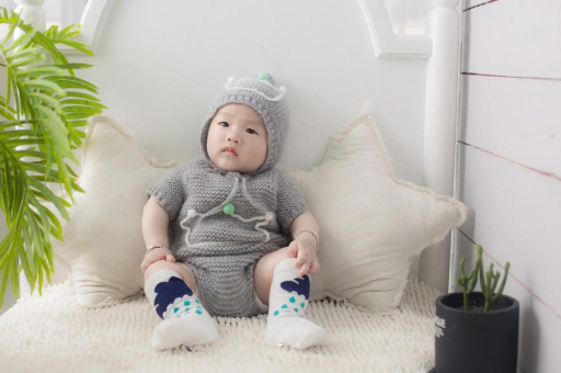 四平11个月宝宝